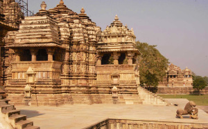 Golden-Triangle-with-Varanasi-&-Khajuraho